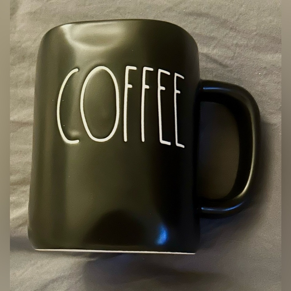 Rae Dunn “COFFEE” ceramic coffee mug. Artisan Collection. 16oz